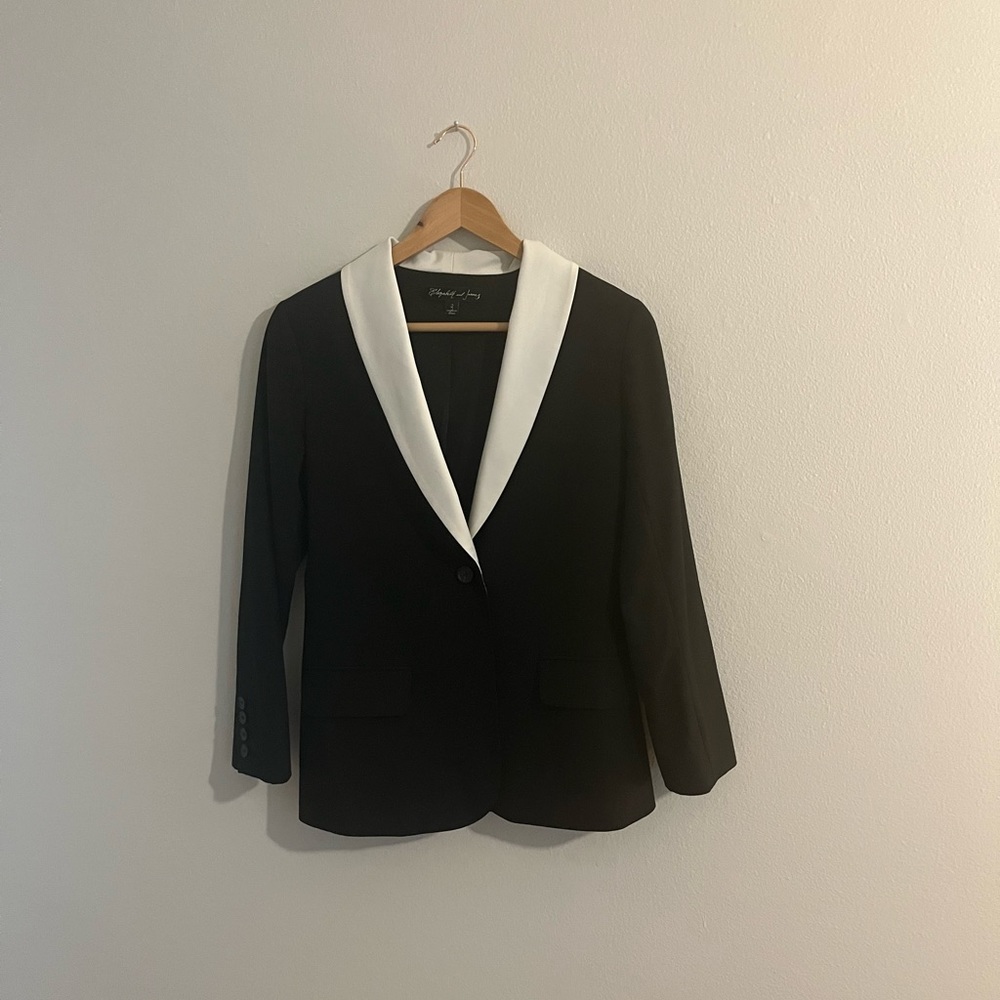 Elizabeth and James black and white tuxedo blazer size 2